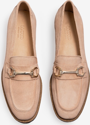 LLOYD Classic Flats in Beige