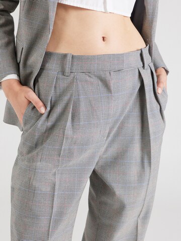 TOMMY HILFIGER Loosefit Bukser med fals i grå