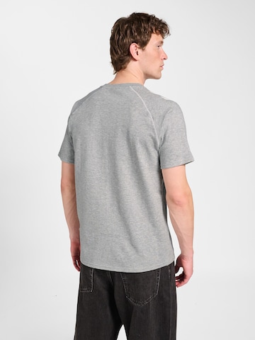 Hummel Functioneel shirt in Grijs
