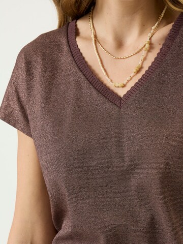 GARCIA T-Shirt in Braun
