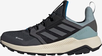 ADIDAS TERREX Flats 'Trailmaker' in Grey: front