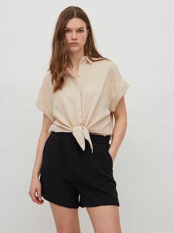 VILA - Blusa en beige: frente