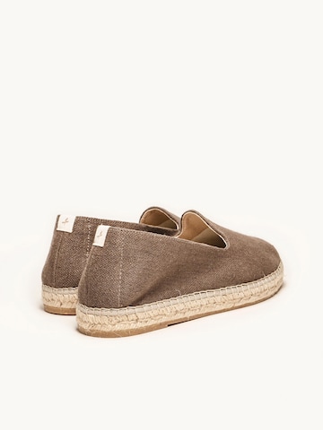 Alhamas Espadrilles 'Alpargata Plana' in Groen