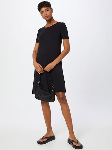 Rochie 'SILIA' de la b.young pe negru