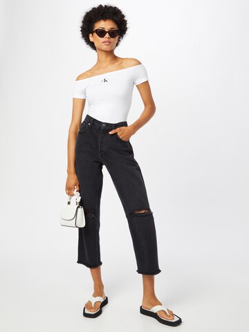 Calvin Klein Jeans Tričko – bílá
