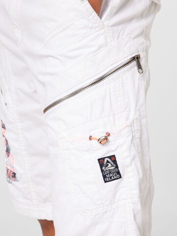 Regular Pantalon CAMP DAVID en blanc