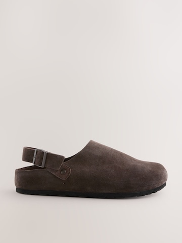 Clogs di Next in marrone