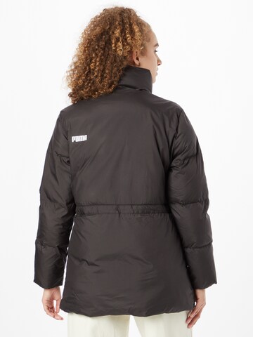 PUMA Jacke in Schwarz