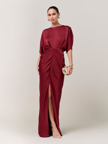 Sável Večerné šaty 'Mona' - Červená