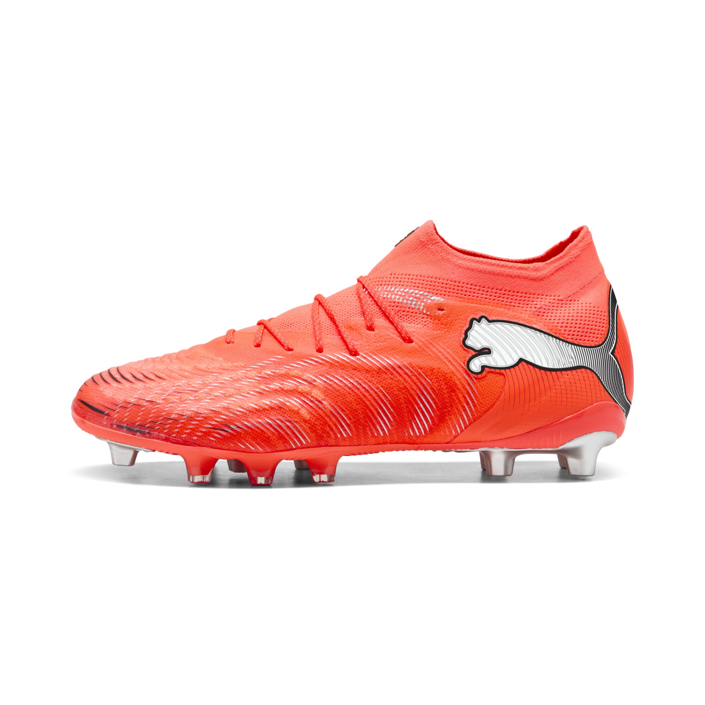 PUMA Voetbalschoen 'Future 9 Ultimate' in de kleur Neonrood / Zwart / Zilver / Wit, Productweergave