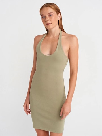 Dilvin - Vestido em verde: frente