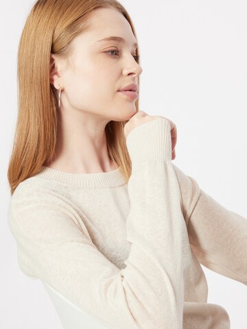 GAP Sweater in Beige