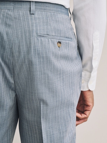 Next Tapered Hose in Blau