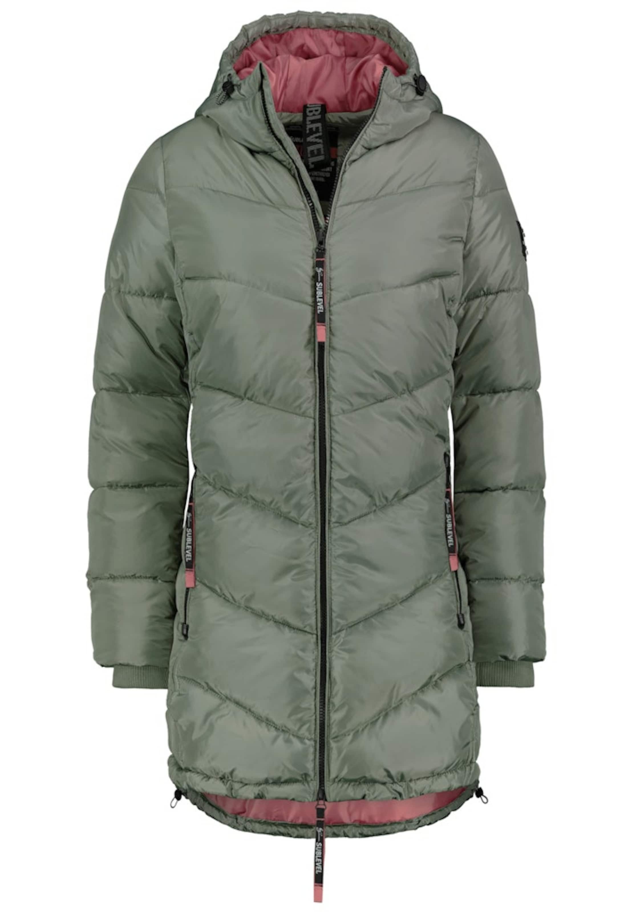 Authentic Style Winter coat in Green: front