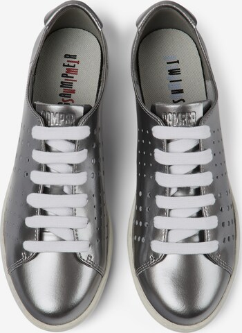 CAMPER Sneaker low 'UNO Twins' in Silber