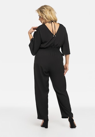 Karko Jumpsuit 'Ewita' in Zwart