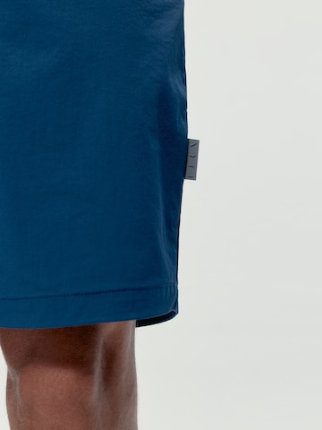 Born Regular Workout Pants 'Gadir' in Blue