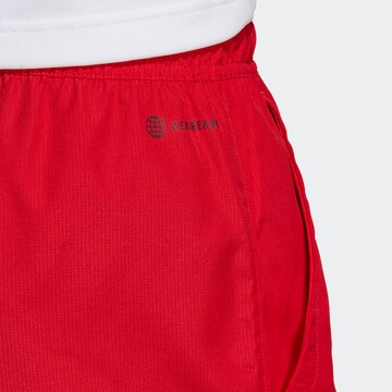 ADIDAS PERFORMANCE Loosefit Sportshorts 'Club' in Rot