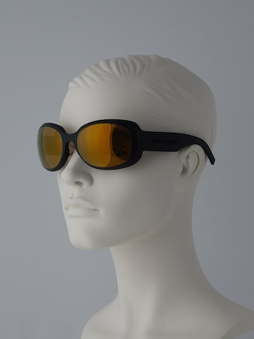 TOMMY HILFIGER Sunglasses in Black