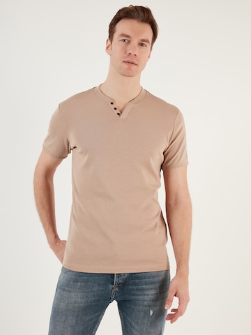T-Shirt Buratti en marron : devant
