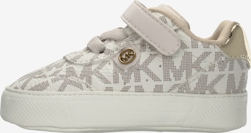 Michael Kors Kids Tipegő cipők 'SCOTTY' - bézs: elől
