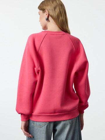 Trendyol Sweatshirt i rosa