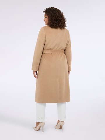 Fiorella Rubino - Abrigo de invierno en beige