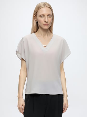 Calvin Klein Bluse i grå: forside
