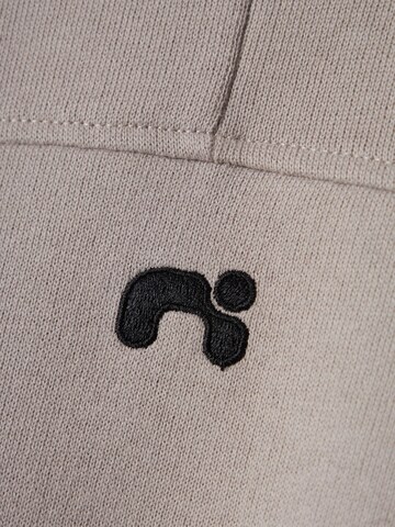 Sweat 'NKMBifinn' NAME IT en gris