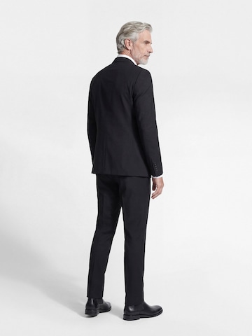 BENVENUTO Slim fit Suit in Black