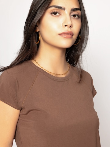 SASSYCLASSY Shirt in Brown