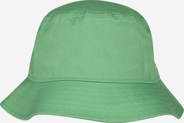 NEW ERA Hat in Green