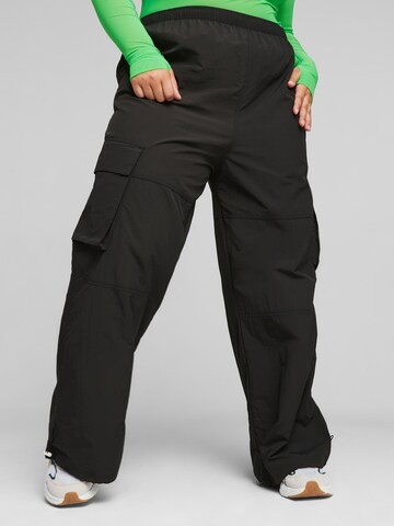 PUMA Wide Leg Cargobukser i sort: forside