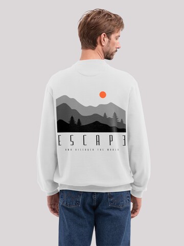 Sweat-shirt 'Escape Discover the World Forest Landscape' F4NT4STIC en blanc