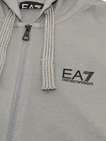 Veste de survêtement EA7 Emporio Armani en gris
