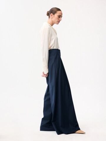 adl Wide leg Pants in Blue