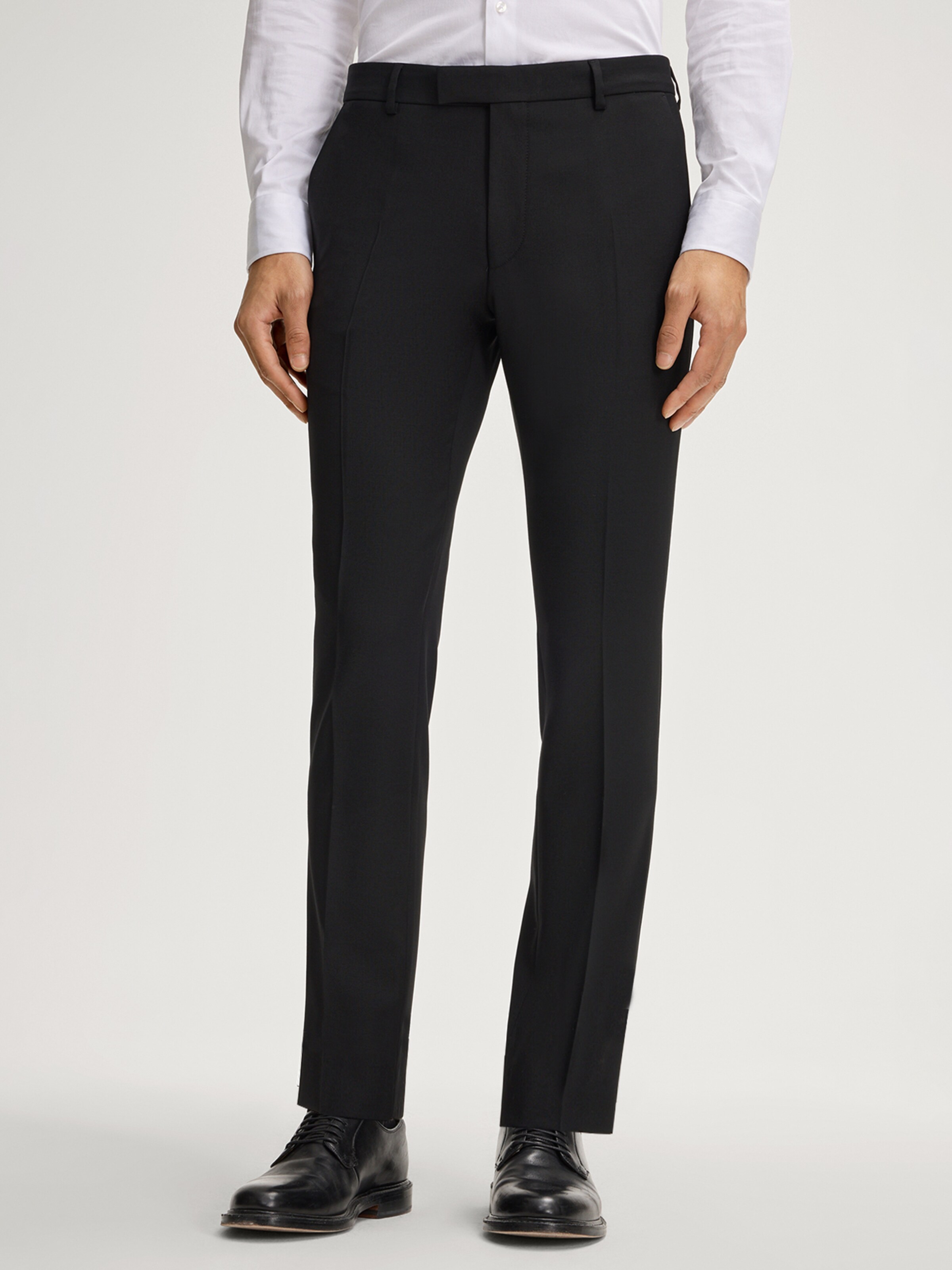 Coupe slim Pantalon 'Gun' JOOP! en noir : devant