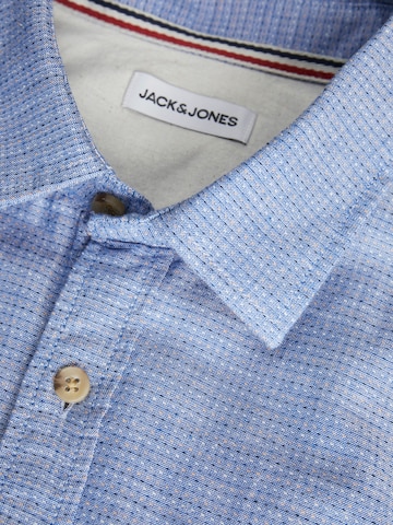 JACK & JONES Comfort Fit Skjorta 'JJABEL' i blå