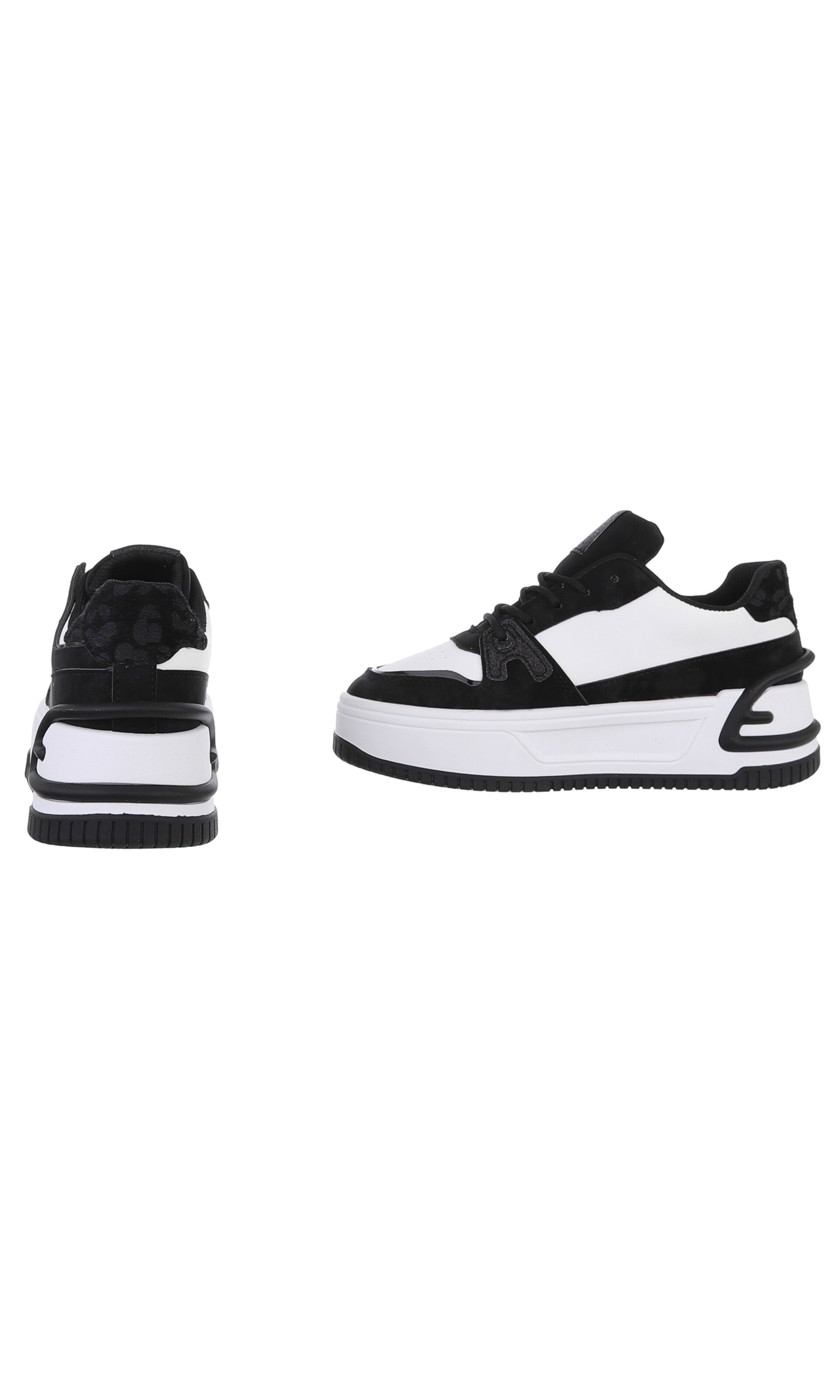 Ital-Design Sneakers in Black