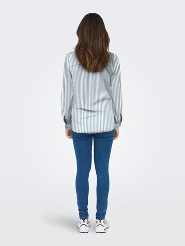 ONLY Bluza 'ONLYASMIN' | modra barva