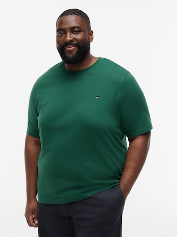 Tricou 'ESS SEASONAL' de la Tommy Hilfiger Big & Tall pe verde: față