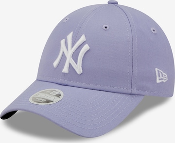 Casquette 'LEAGUE ESS 9FORTY®' NEW ERA en violet : devant