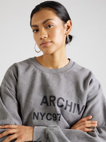 topshop grey sweatshirt