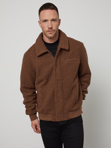 DAN FOX APPAREL Jacke 'Kilian' in Braun