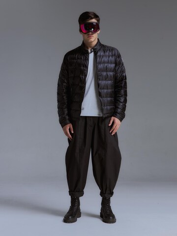 Montalto Übergangsjacke 'Stratus Air' in Schwarz