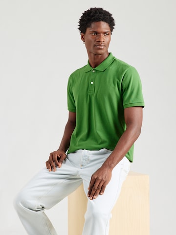 Coupe regular T-Shirt GAP en vert : devant