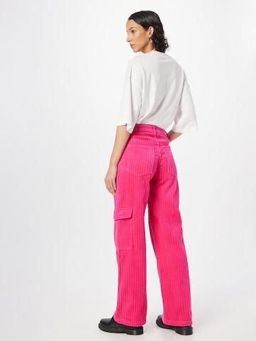 WEEKDAY Loose fit Cargo Pants 'Julian' in Pink