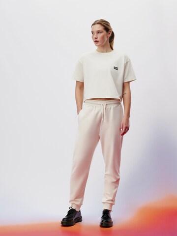 FCBM Tapered Trousers 'Emma' in Beige