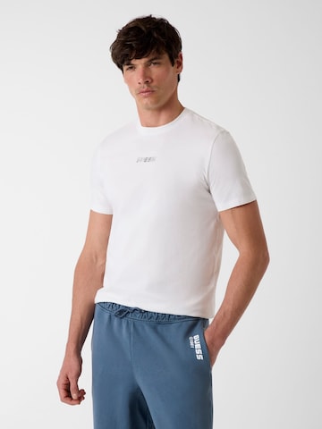 GUESS Shirt in Beige: front