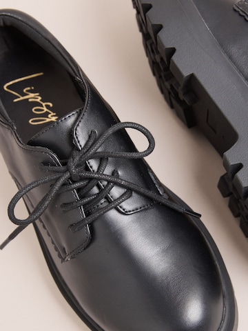Chaussure basse Lipsy en noir